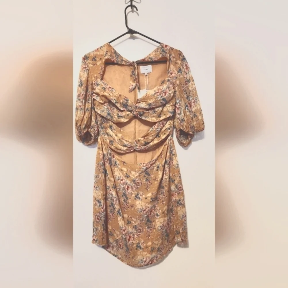 Sabo Skirt Keisha Dress - Picture 5 of 10